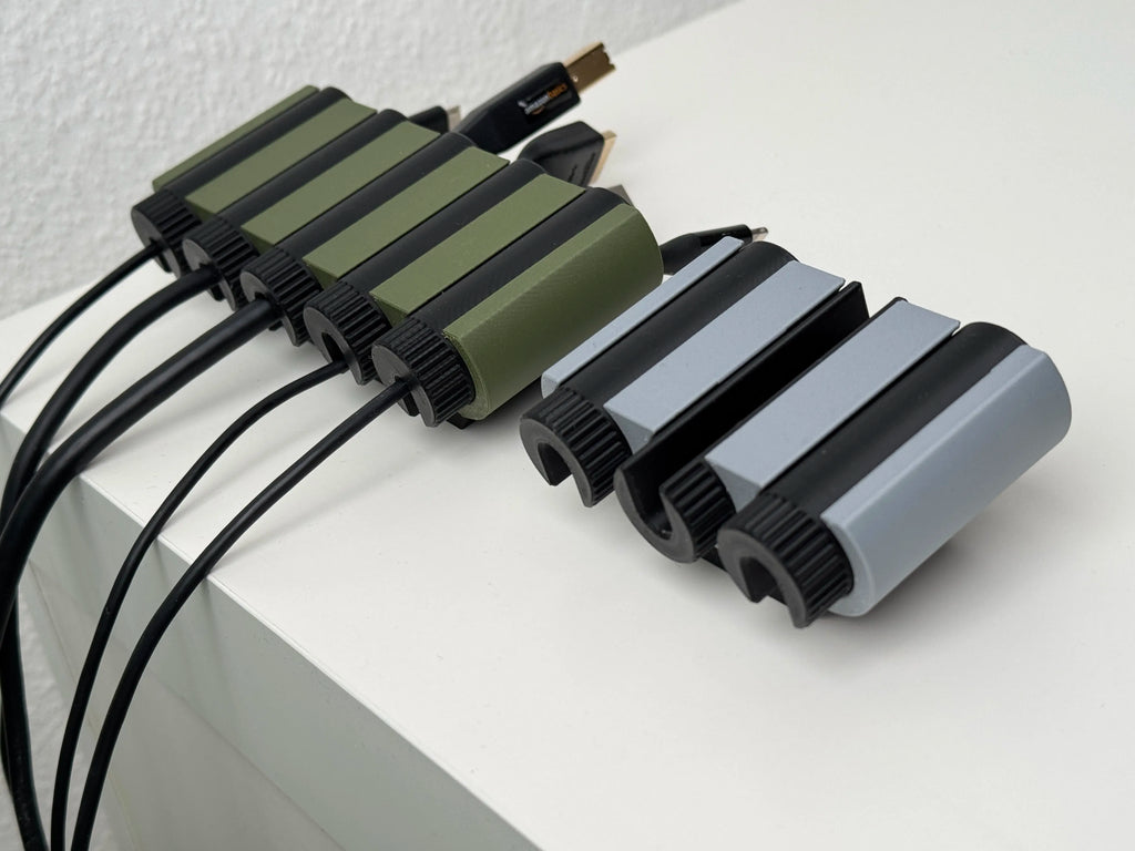 CABLE 03 — Organizador de Cables para Escritorio